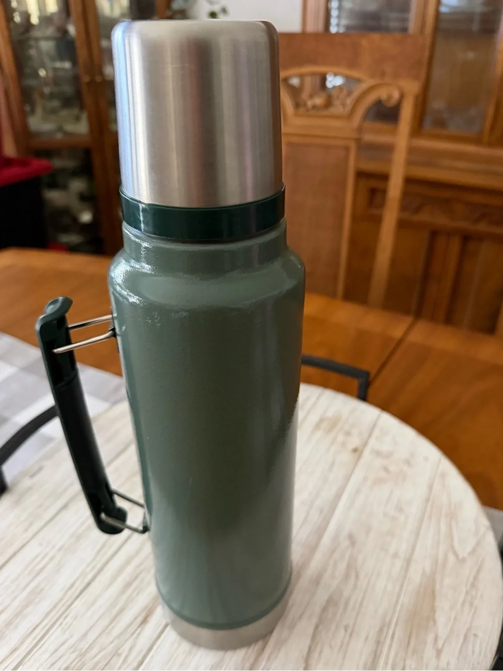 Stanley Olive Green Legendary Vacuum Bottle - 2.5 QT Bottle - NEW - Picture 6 of 7